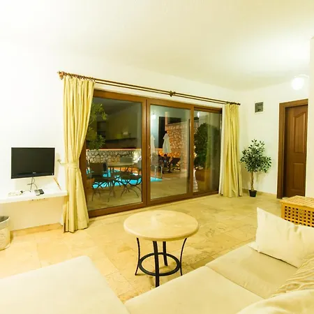 Classic Kalkan With Private Pool, Close To Center & * Kaş