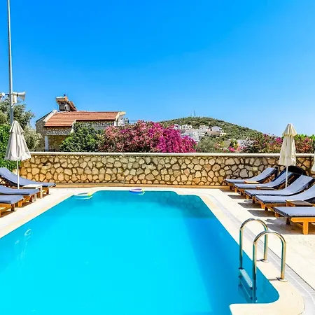 Villa Classic Kalkan With Private Pool, Close To Center &