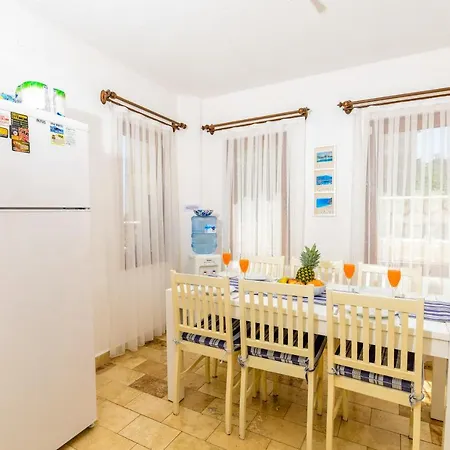 Villa Classic Kalkan With Private Pool, Close To Center & *