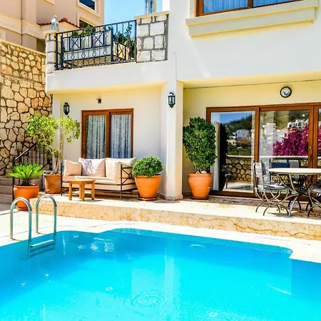 Classic Kalkan With Private Pool, Close To Center & Villa
