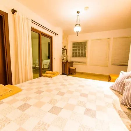 Classic Kalkan With Private Pool, Close To Center & Villa *