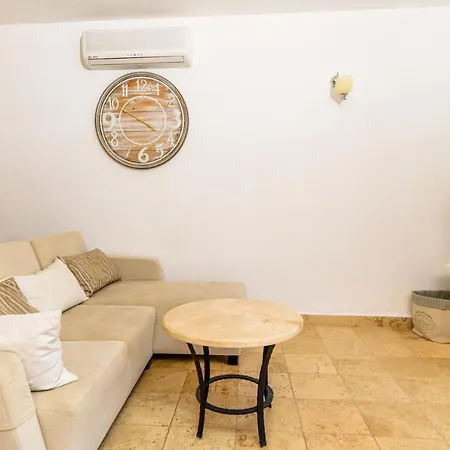 Willa Classic Kalkan With Private Pool, Close To Center &